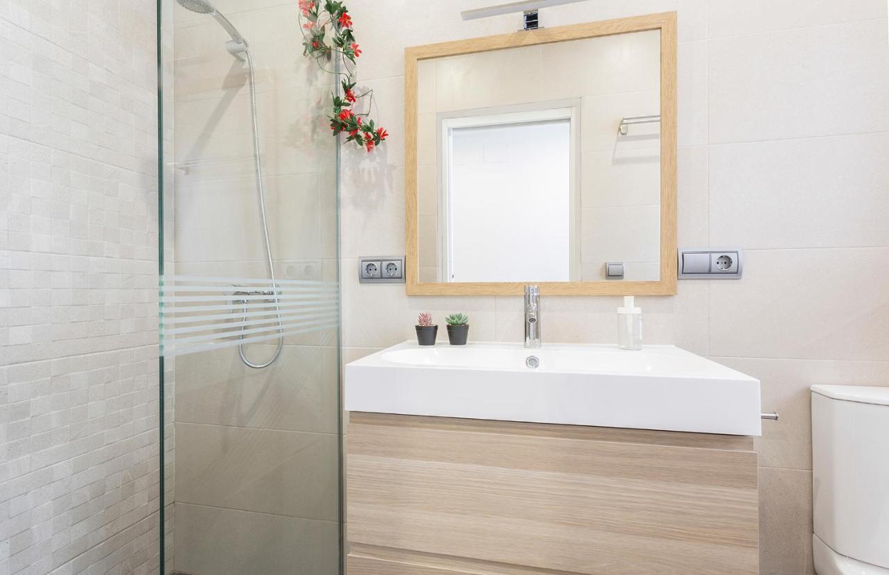 Dona Blanca Centro Diseno Minimalista Apartment เฮเรซ เด ลาฟรอนเตรา ภายนอก รูปภาพ