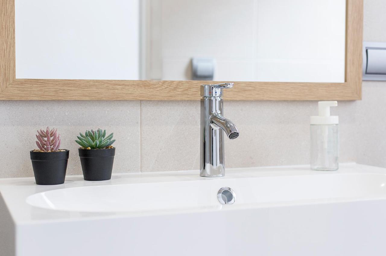 Dona Blanca Centro Diseno Minimalista Apartment เฮเรซ เด ลาฟรอนเตรา ภายนอก รูปภาพ